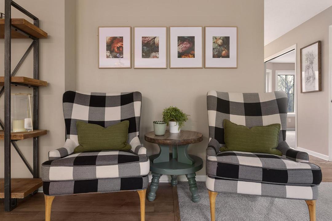Photo of Livingroom in Lee's Summit