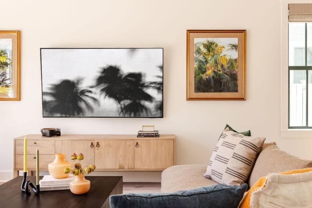 Photo of Livingroom in Thunderbolt