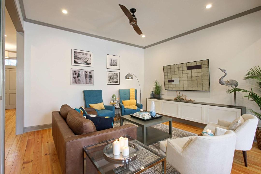 Photo of Livingroom in Beach Institute