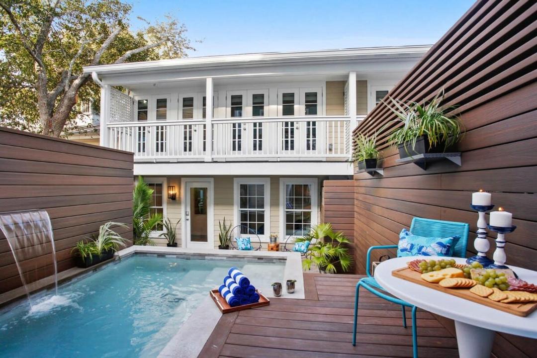 Photo of Patio Balcony in Beach Institute