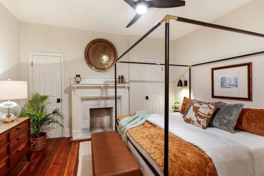 Photo of Bedroom in Beach Institute