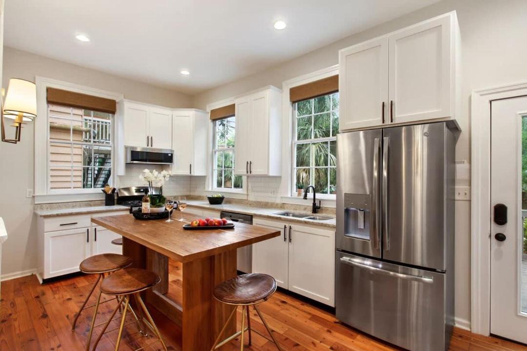 Photo of Kitchen in Beach Institute