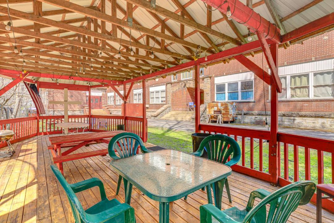 Photo of Patio Balcony in Wilcoe