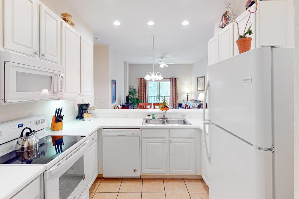 Photo of Kitchen in Bahama Bay