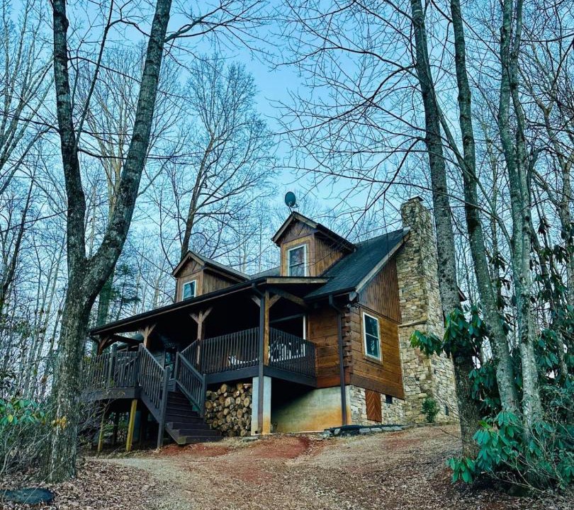 Photo of Others in Saluda