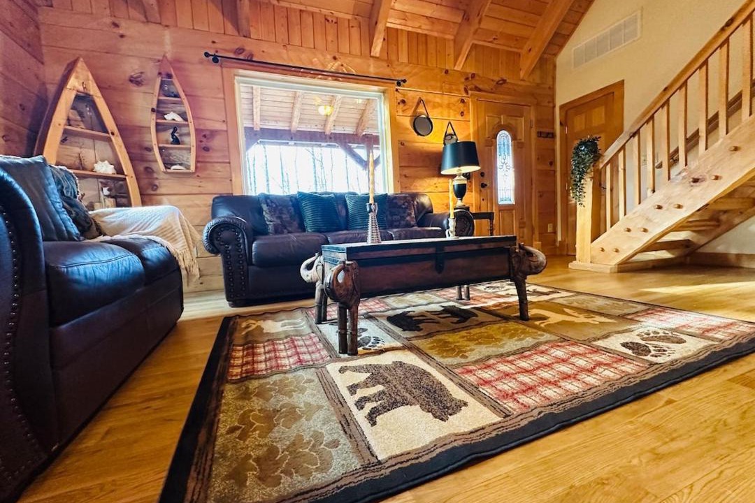 Photo of Others in Saluda