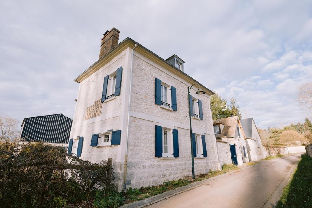 Photo of Others in Pressagny-lʼOrgeuilleux