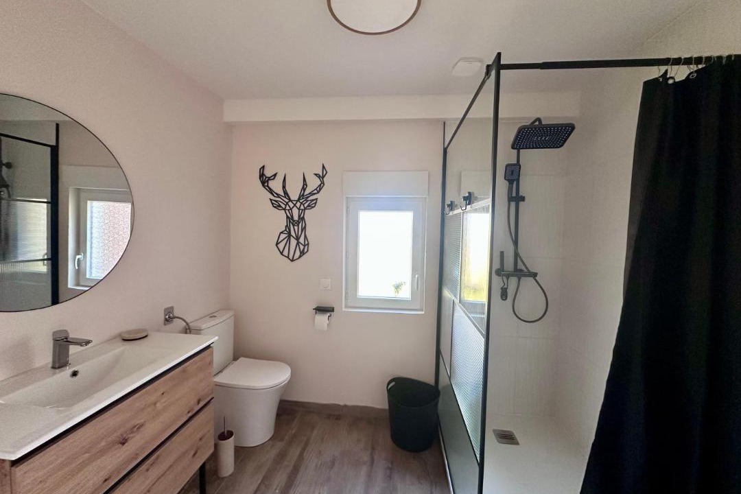 Photo of Bathroom in Saint-Lubin-des-Joncherets