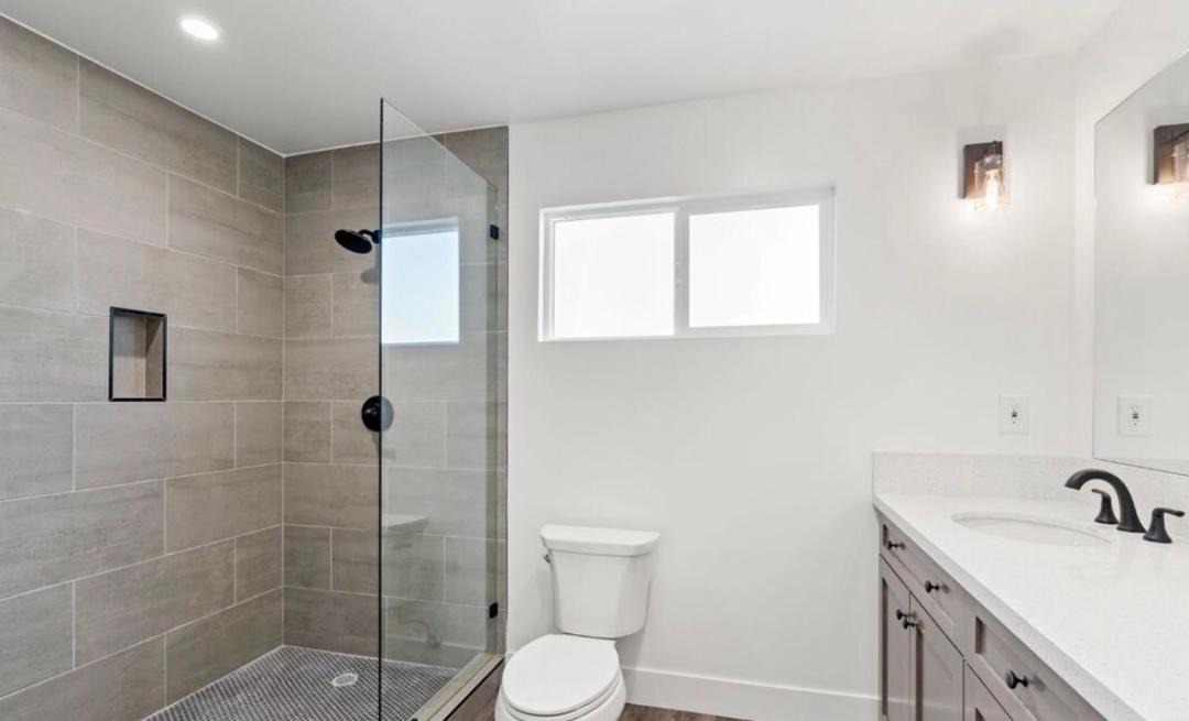 Photo of Bathroom in Park Mesa Heights