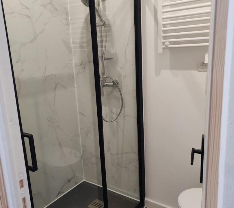 Photo of Bathroom in Mont-Saint-Martin