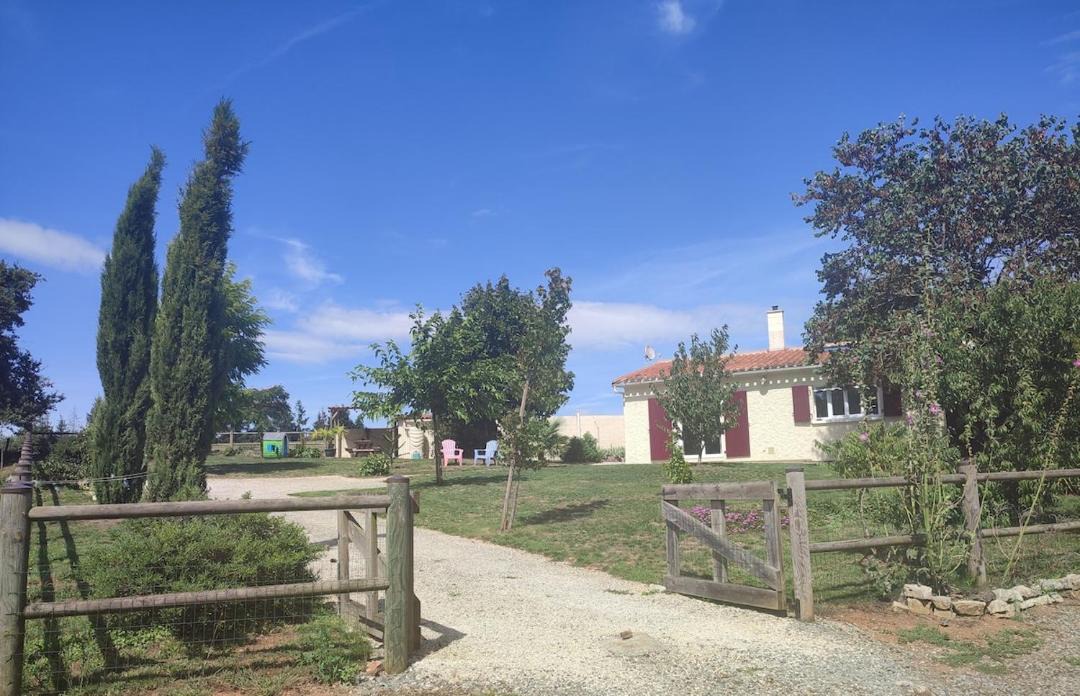 Photo of Others in Saint-Hilaire-le-Vouhis