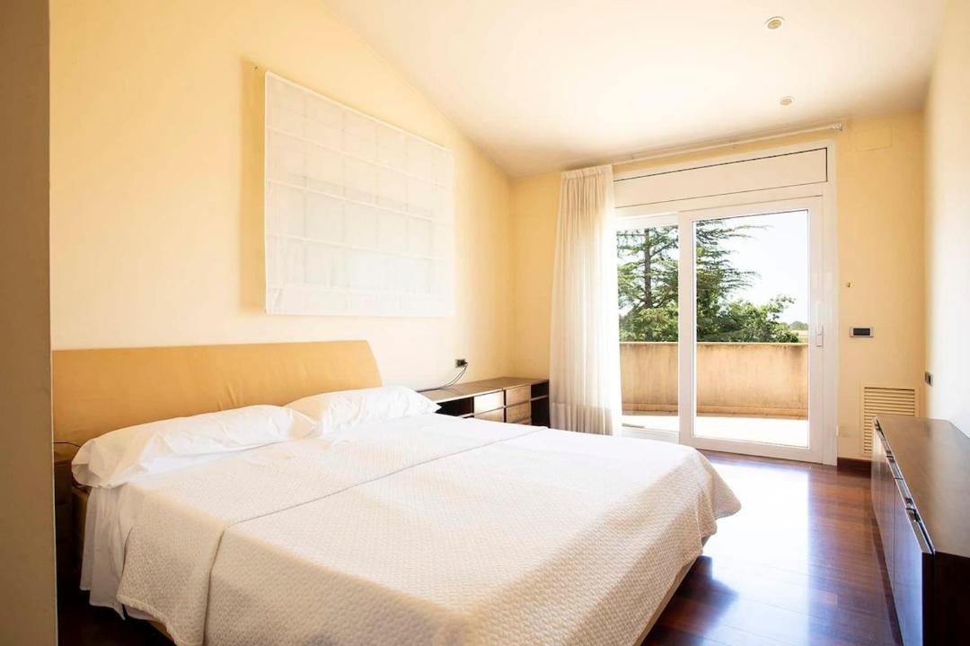 Photo of Bedroom in Pacs del Penedes