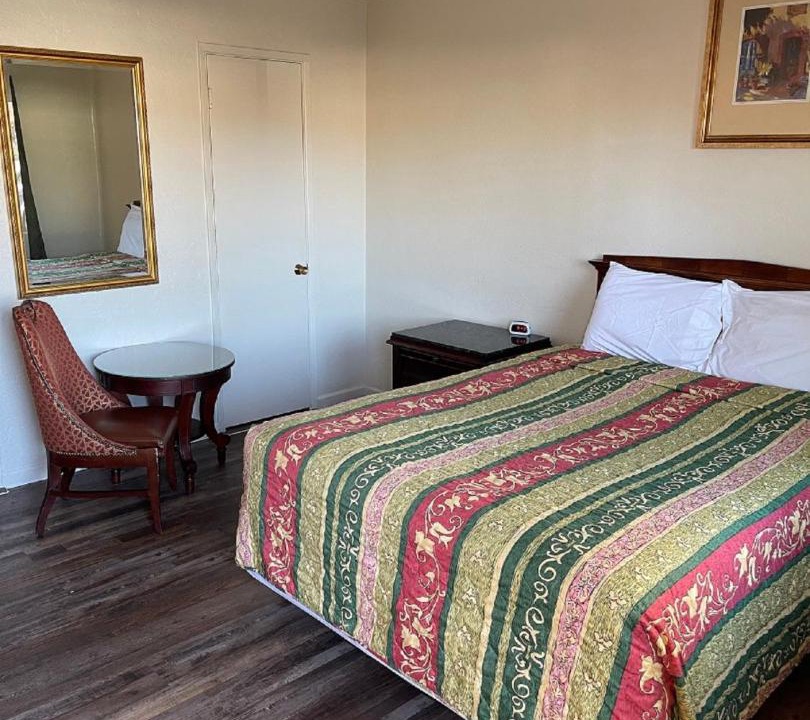 Photo of Bedroom in Red Bluff