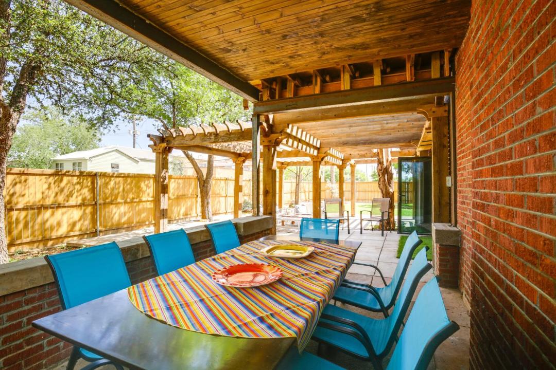 Photo of Patio Balcony in South Overton