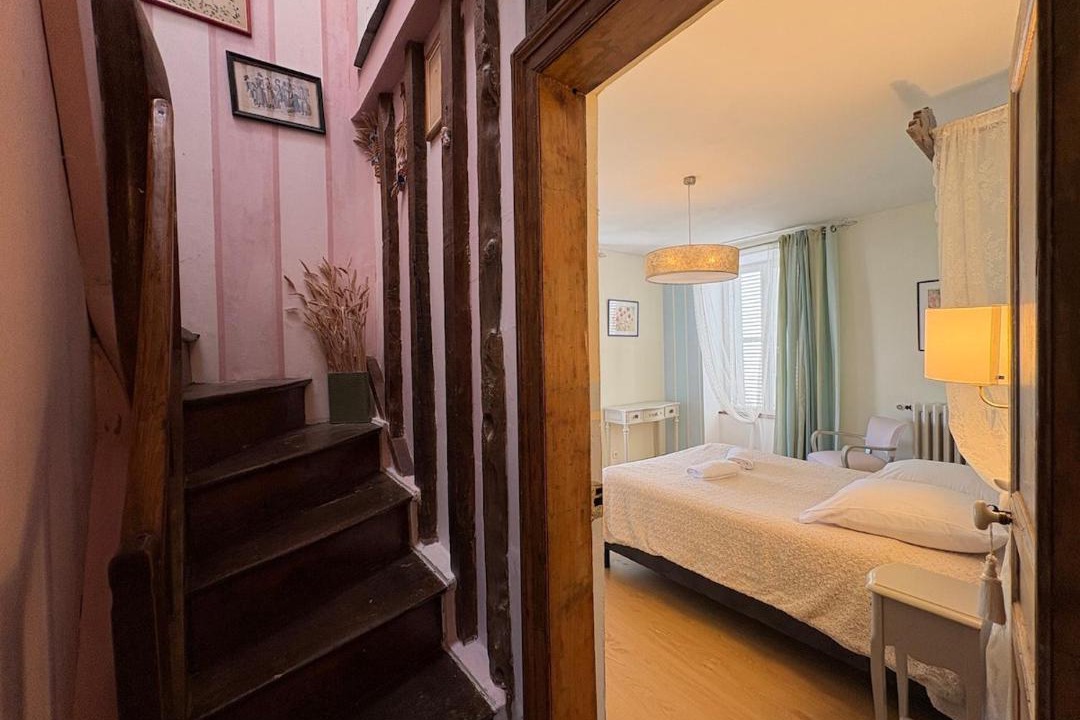 Photo of Bedroom in Conde-sur-Noireau