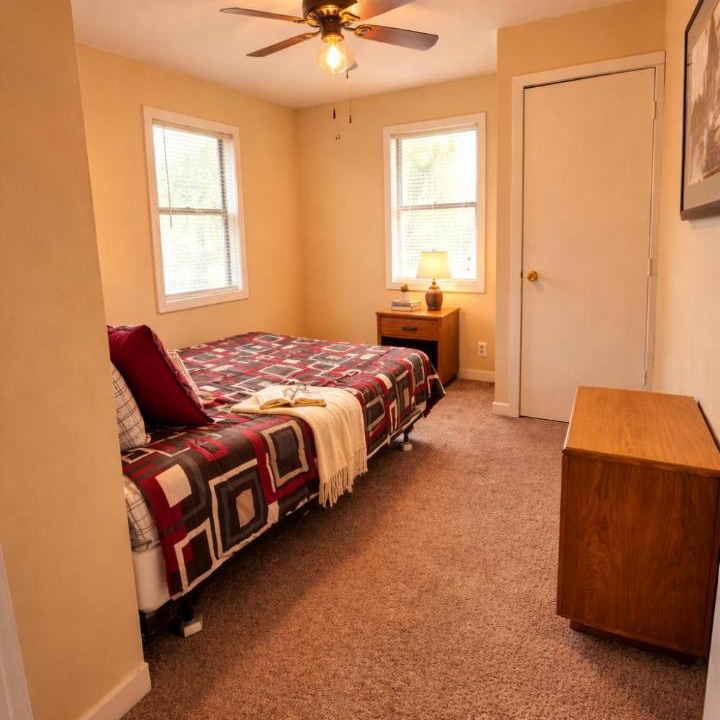 Photo of Bedroom in Sunrise Beach