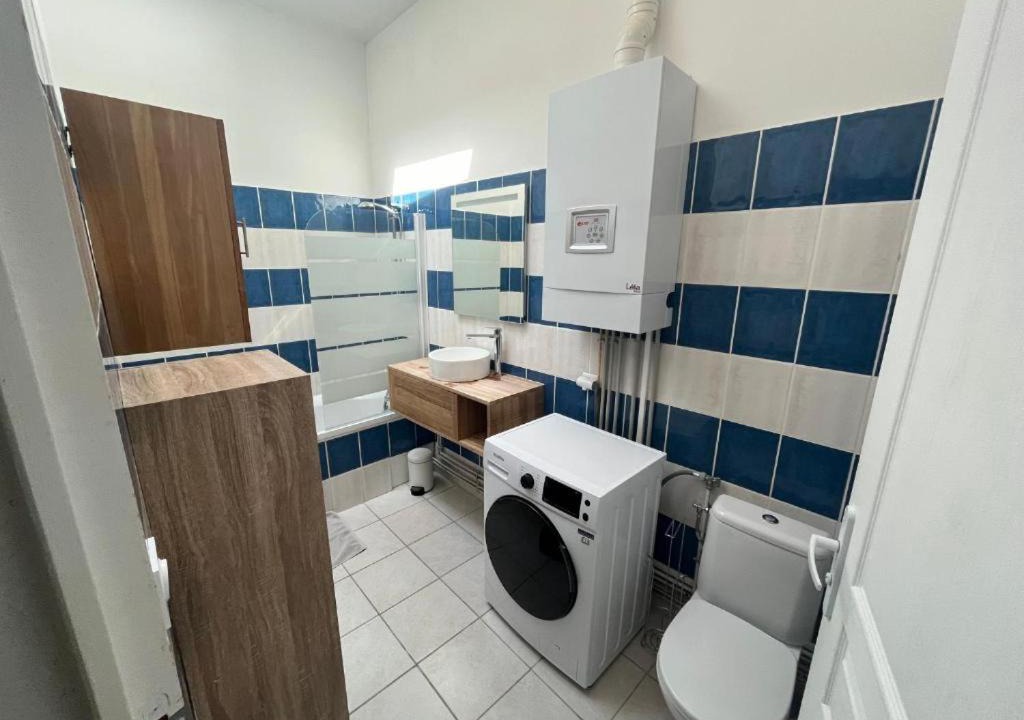 Photo of Bathroom in Sainte-Anne - Faubourg Noyon