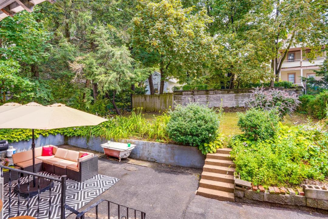 Photo of Patio Balcony in Stockade Historic District