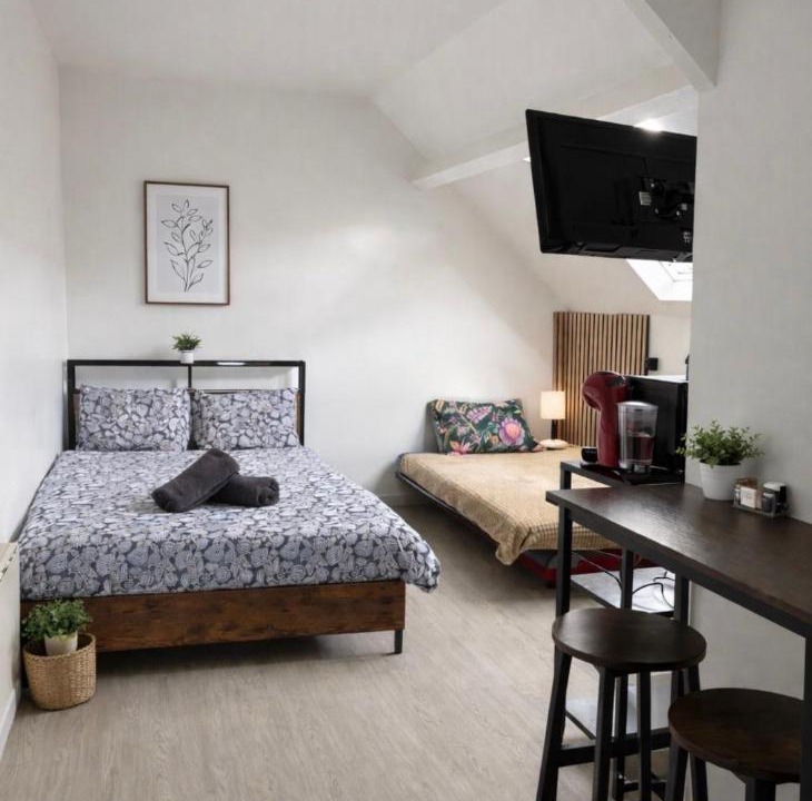 Photo of Bedroom in Villeneuve-Saint-Georges