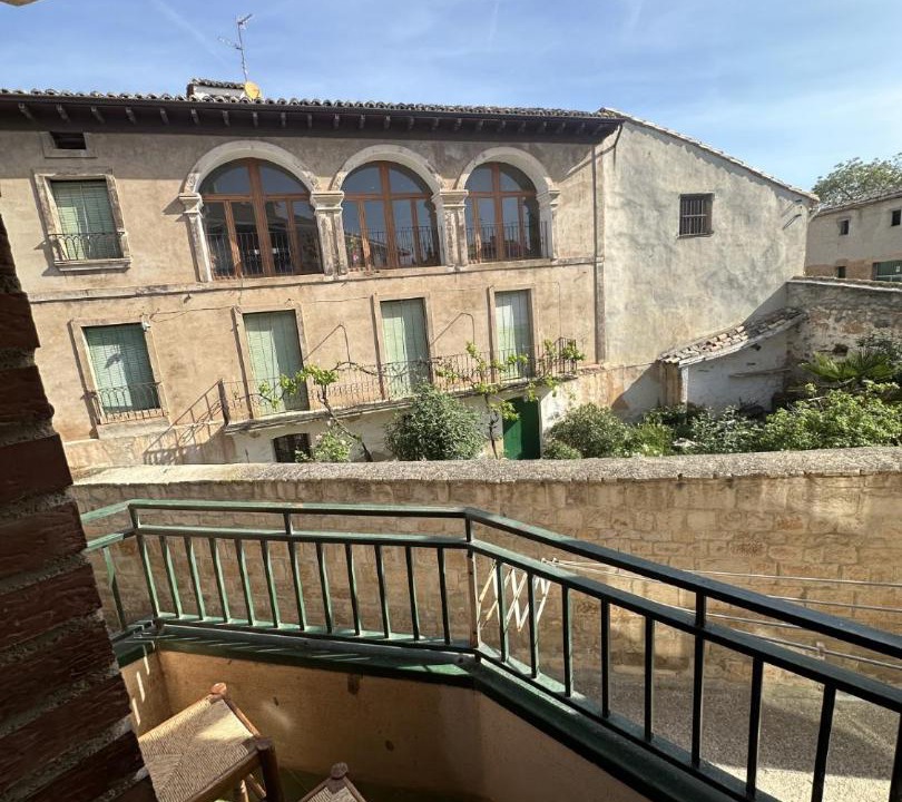 Photo of Patio Balcony in Los Arcos