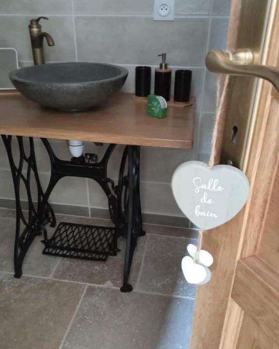 Photo of Bathroom in Anthe