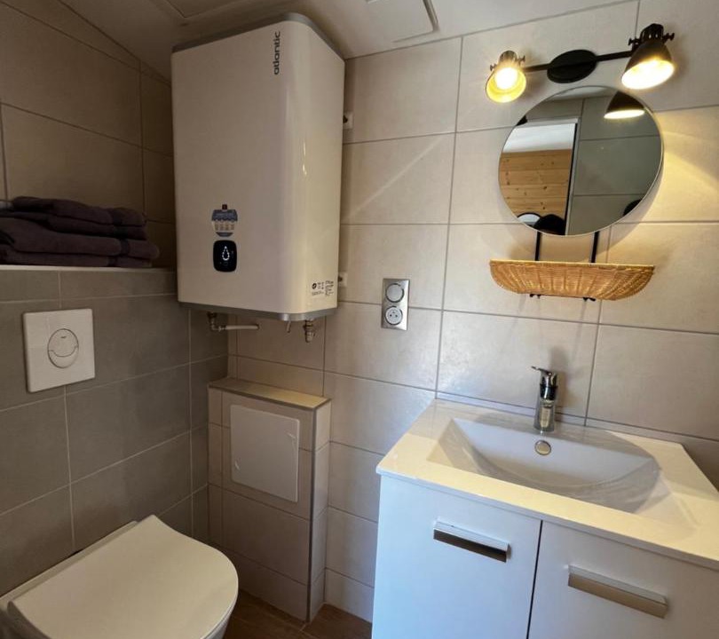 Photo of Bathroom in Saint-Affrique