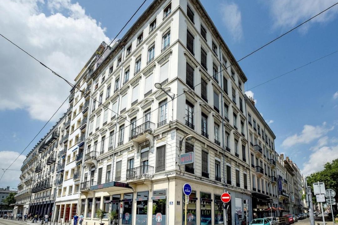 Photo of Buildings in Carnot - Gailleton