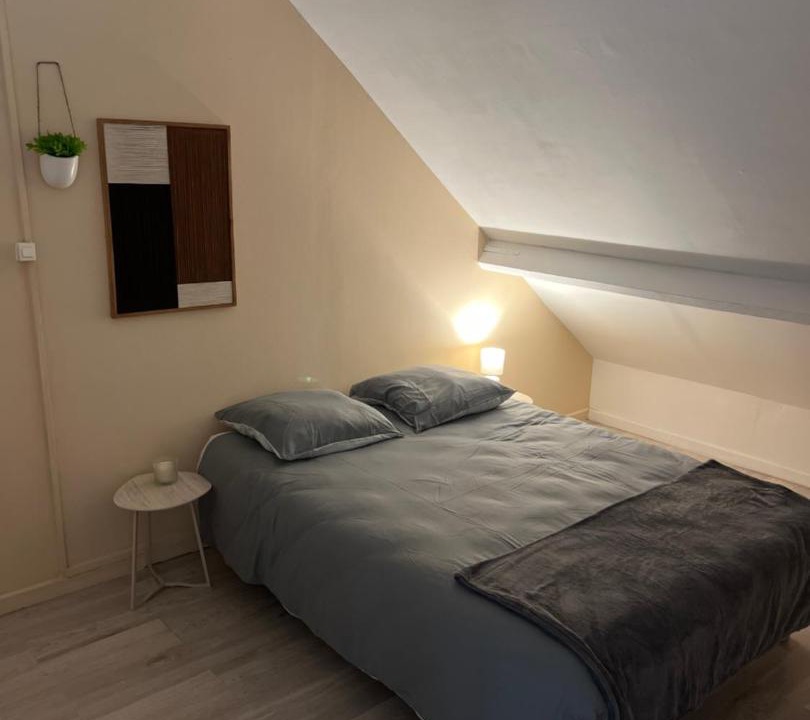 Photo of Bedroom in Henin-Beaumont