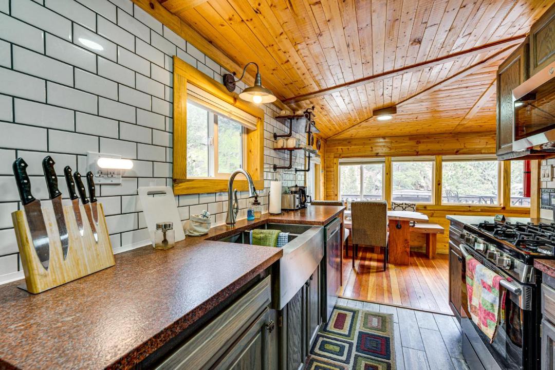 Photo of Kitchen in Drake