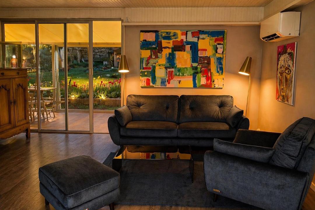Photo of Livingroom in Vetheuil