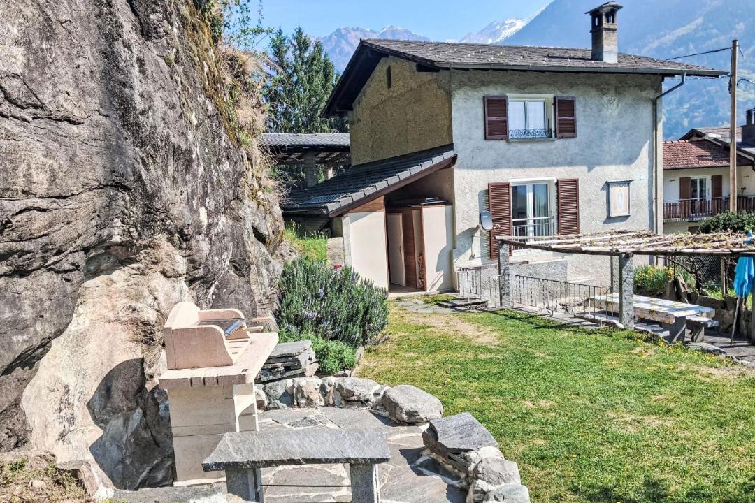 Photo of Others in Negrentino