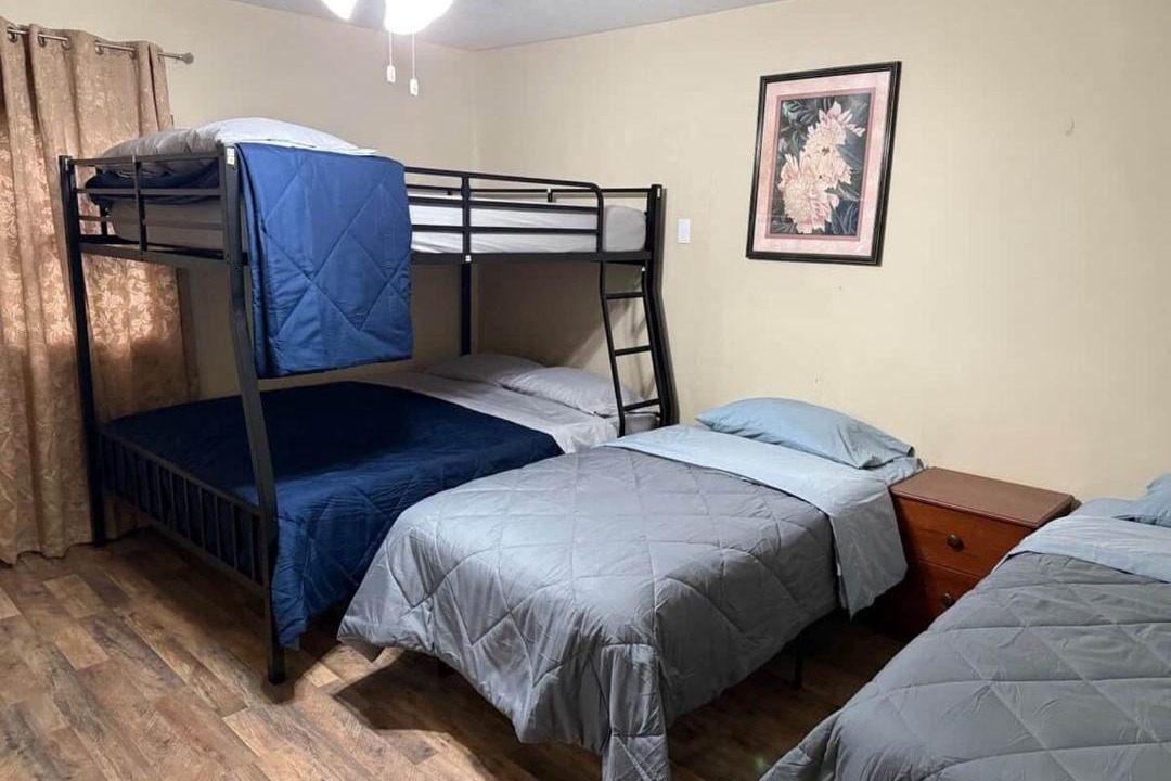 Photo of Bedroom in Delbarton