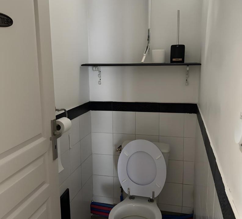 Photo of Bathroom in Thesee