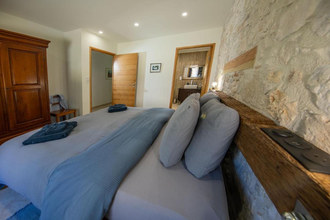 Photo of Bedroom in Saint-Georges