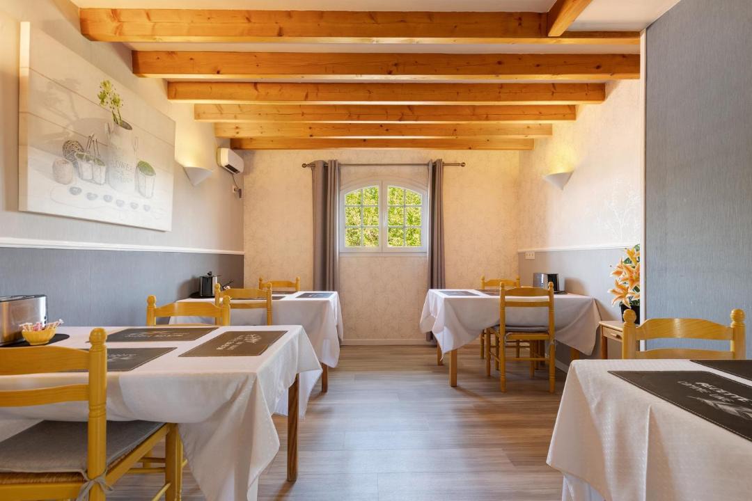 Photo of Kitchen in Begadan
