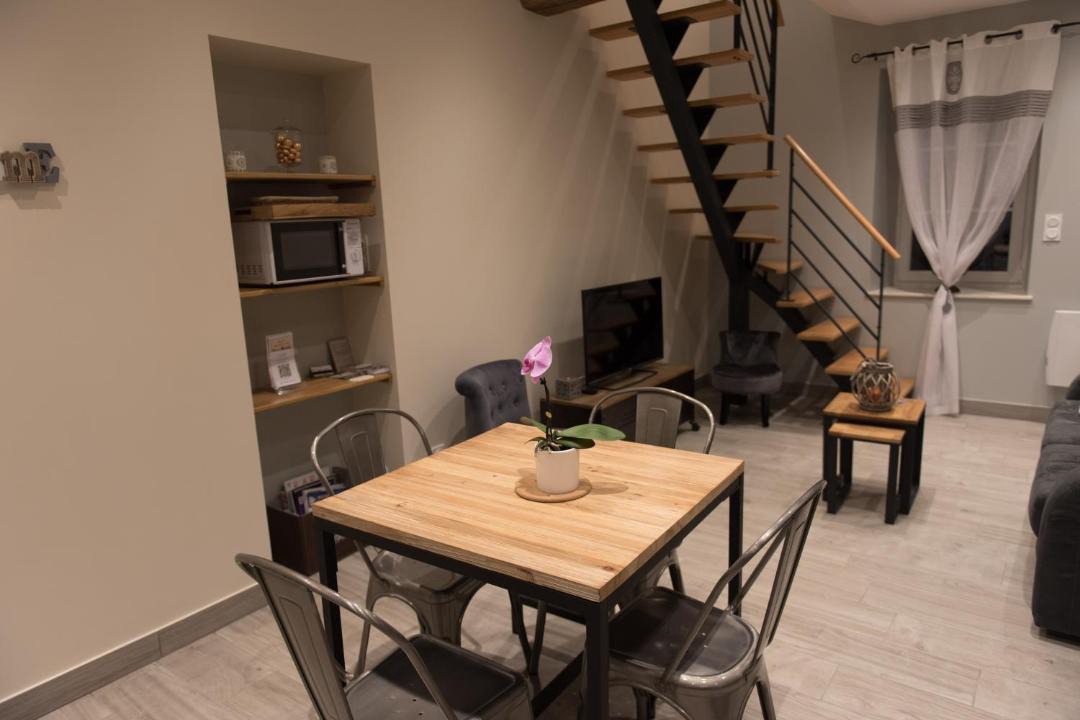 Photo of Others in Meursault