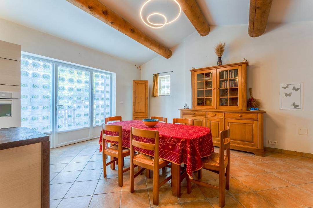 Photo of Kitchen in Laval-Saint-Roman
