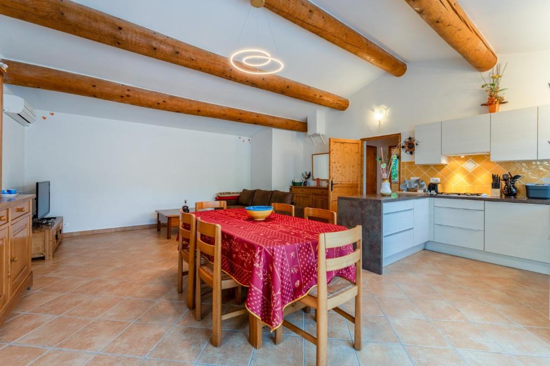 Photo of Kitchen in Laval-Saint-Roman