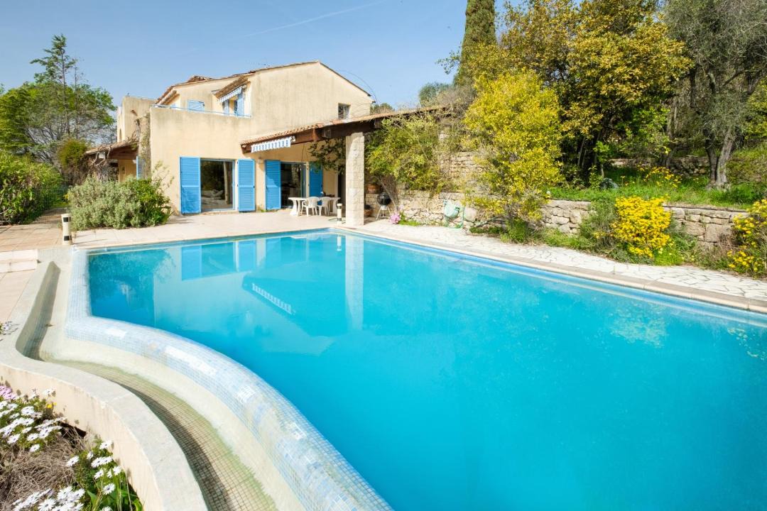 Photo of Others in Chateauneuf-Grasse