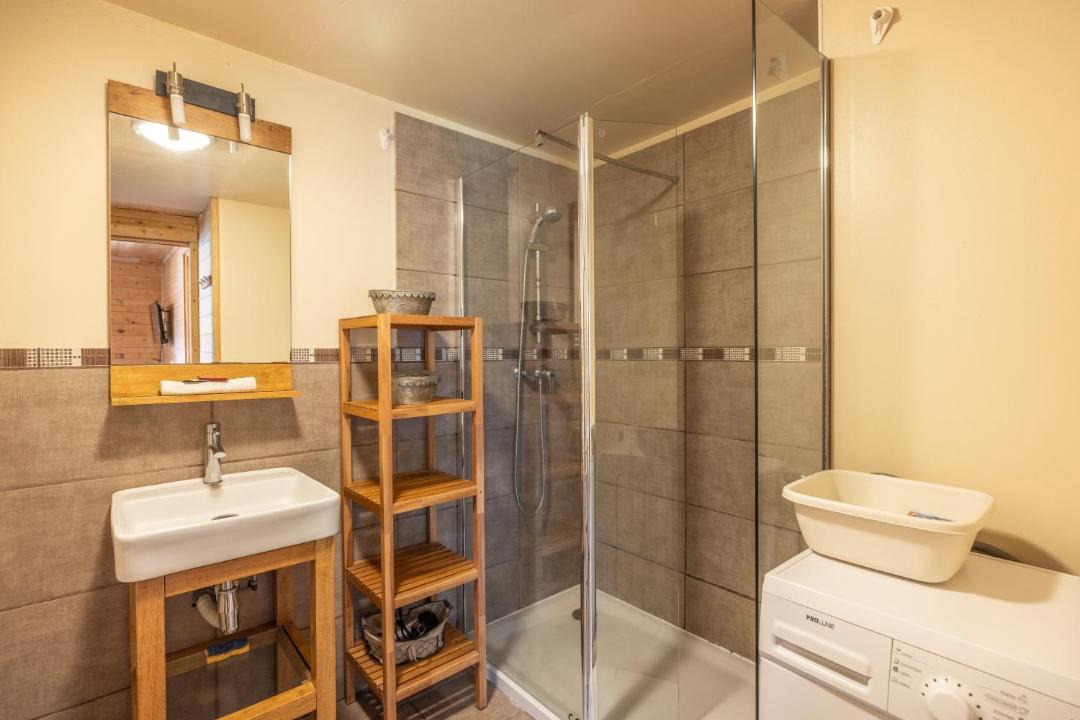 Photo of Bathroom in Cordon