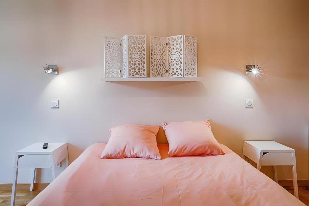 Photo of Bedroom in Saint-Bonnet-de-Valclerieux