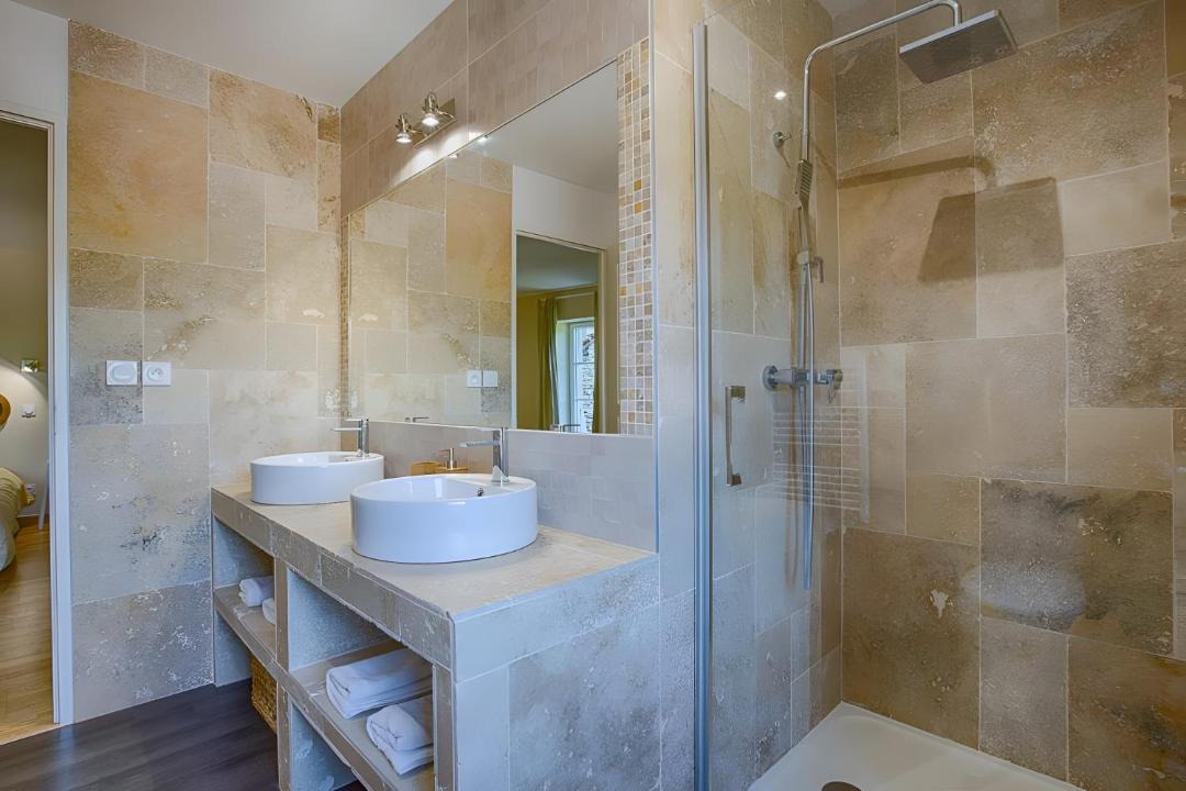 Photo of Bathroom in Saint-Bonnet-de-Valclerieux