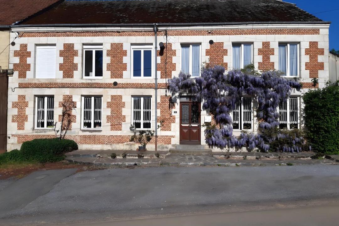 Photo of Others in Neuville-lez-Beaulieu