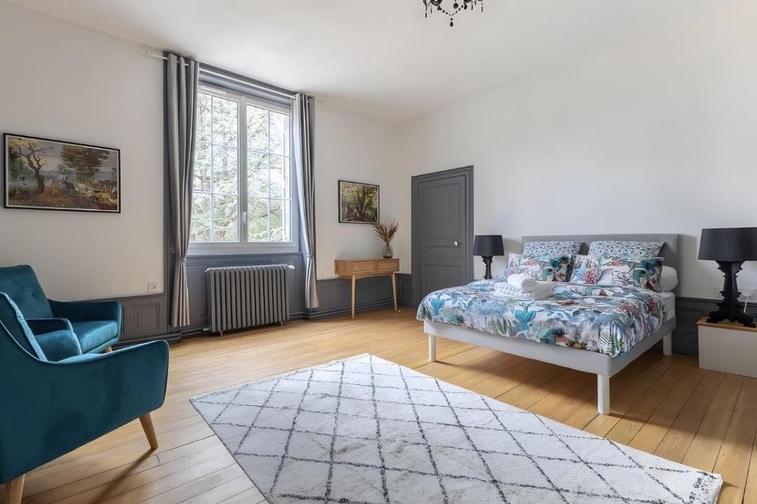 Photo of Bedroom in Joze