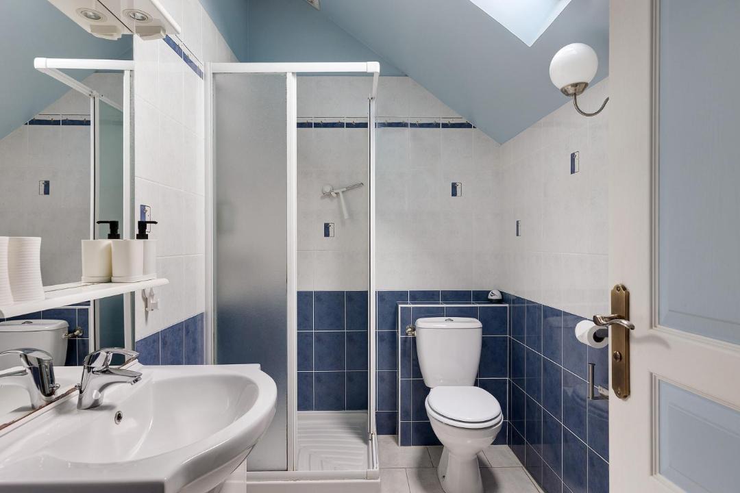 Photo of Bathroom in Saint-Georges-sur-Cher