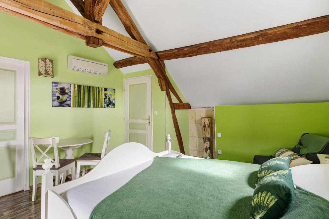 Photo of Bedroom in Saint-Georges-sur-Cher