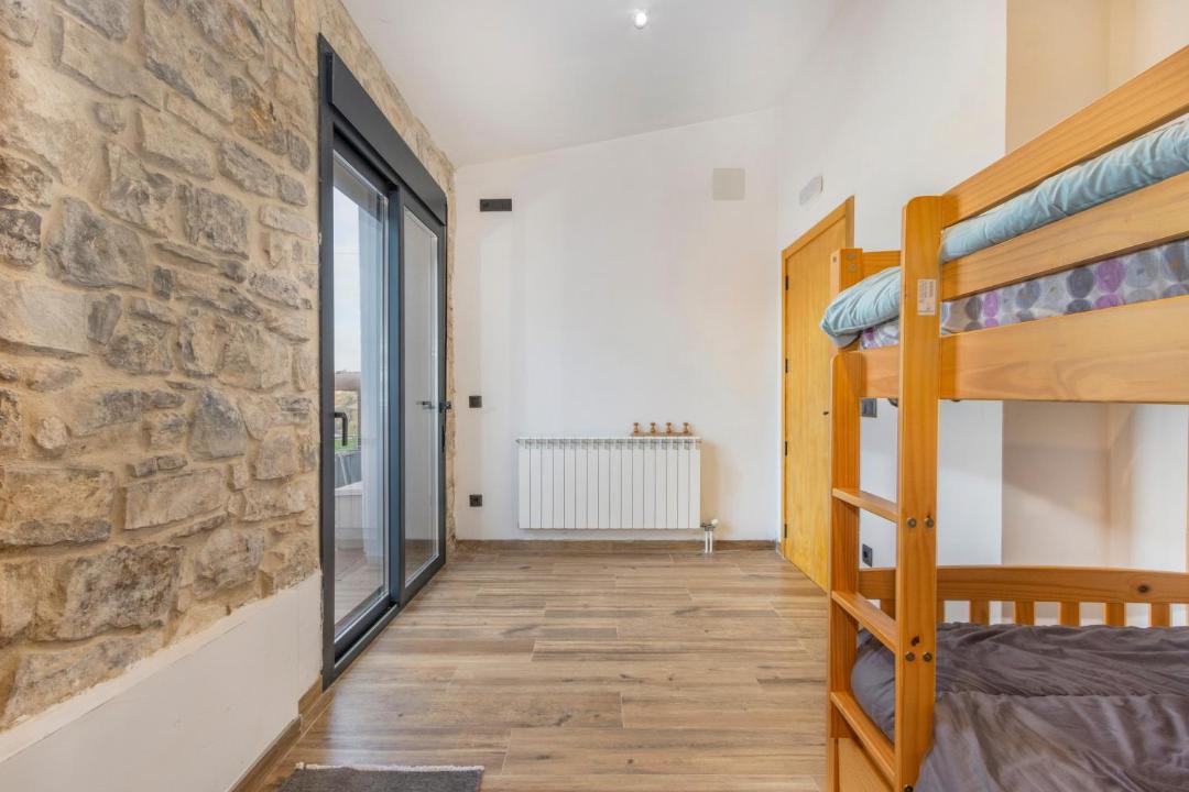 Photo of Bedroom in Montoliu de Segarra