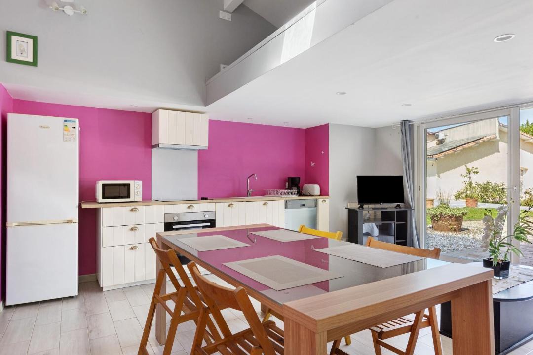 Photo of Kitchen in Begadan