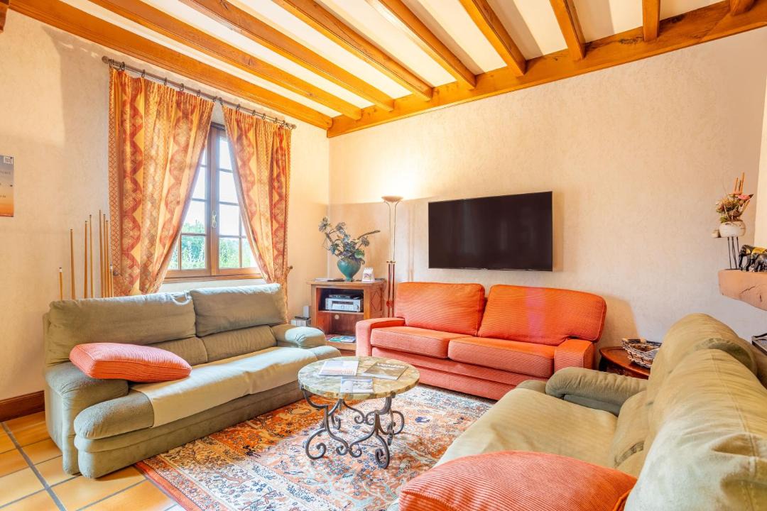 Photo of Livingroom in Saint-Mesmin