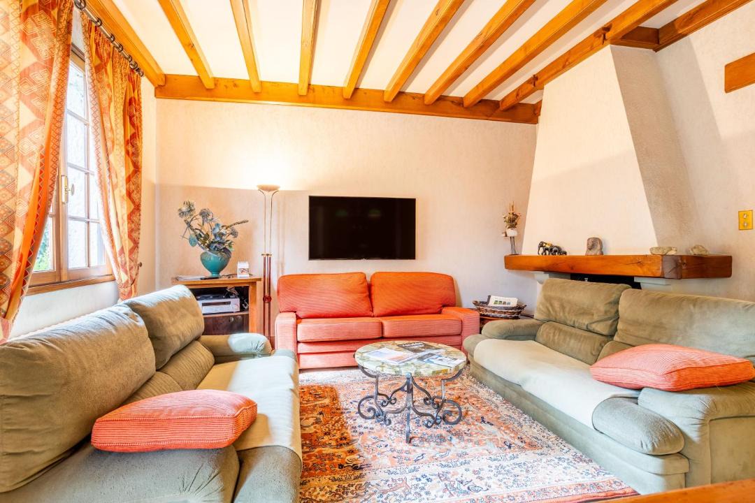 Photo of Livingroom in Saint-Mesmin